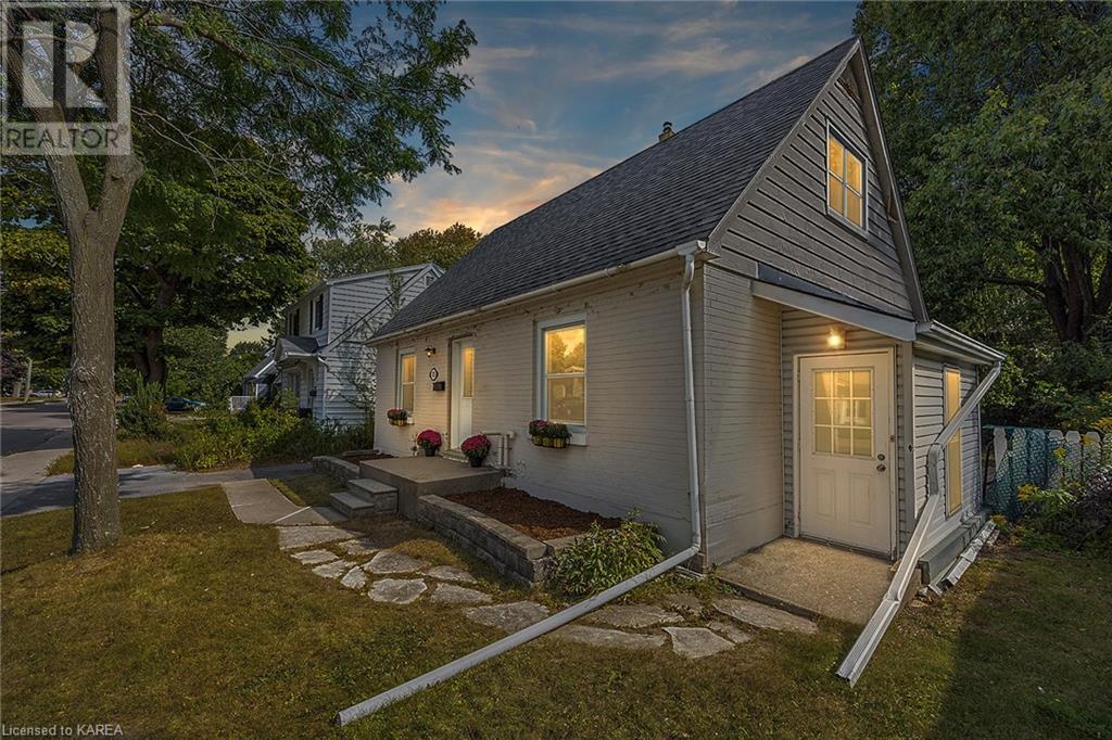 325 PALACE Road