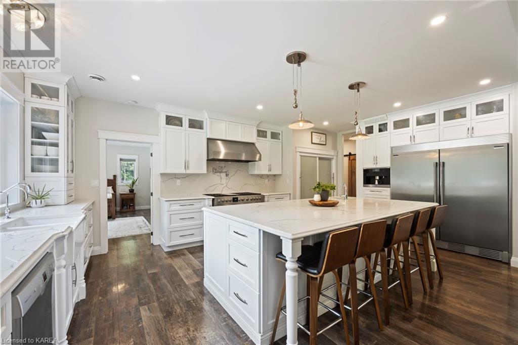 1080 APPLEWOOD Lane