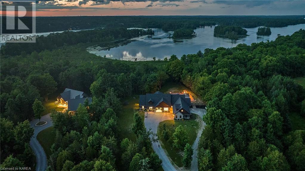 1080 APPLEWOOD Lane