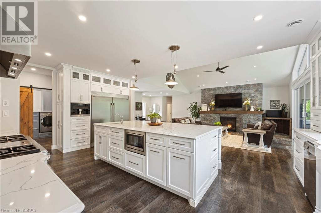 1080 APPLEWOOD Lane