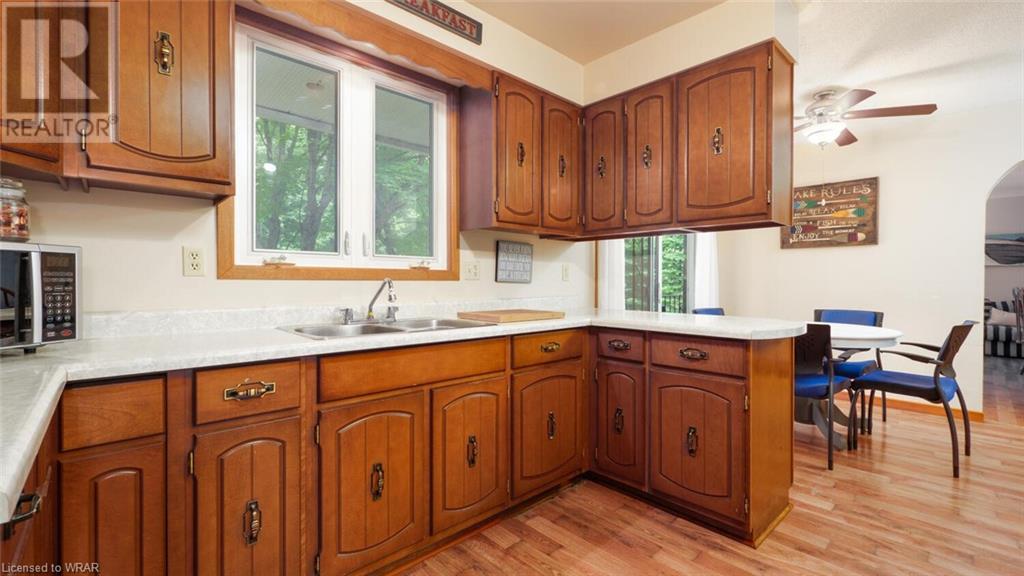 128 LAKEVIEW Drive