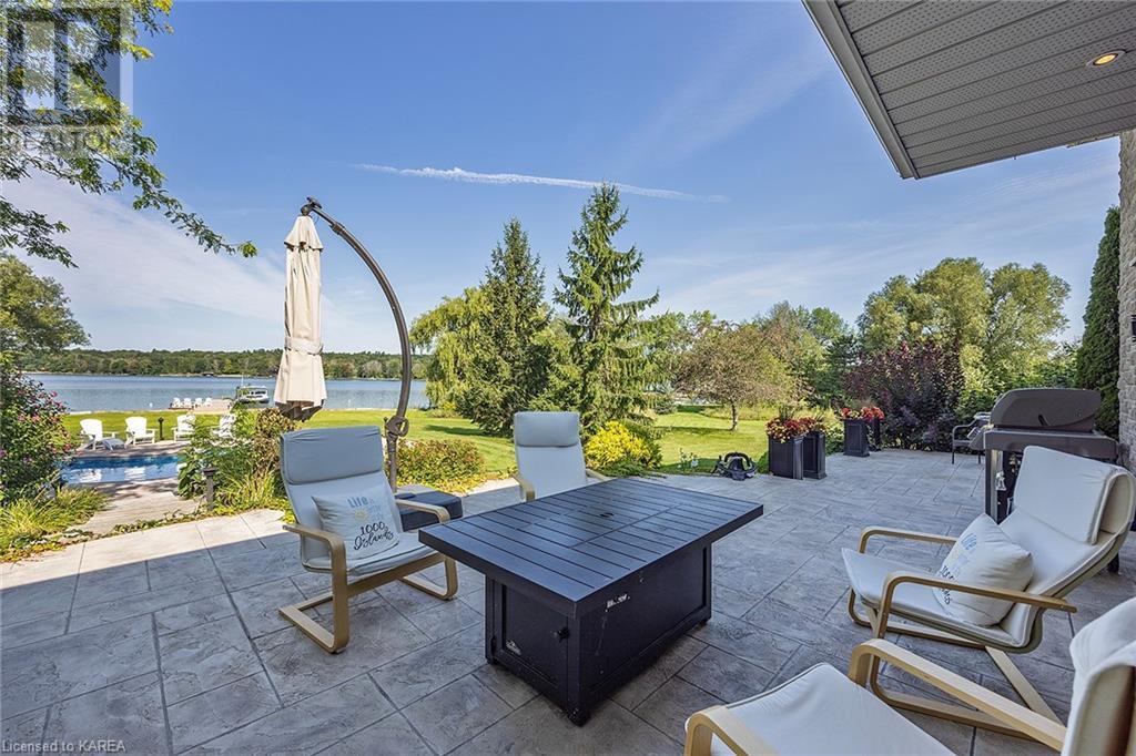 44 HOWE ISLAND Drive