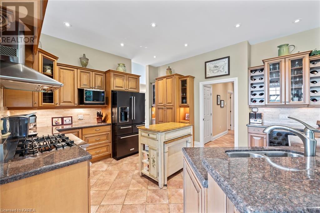44 HOWE ISLAND Drive