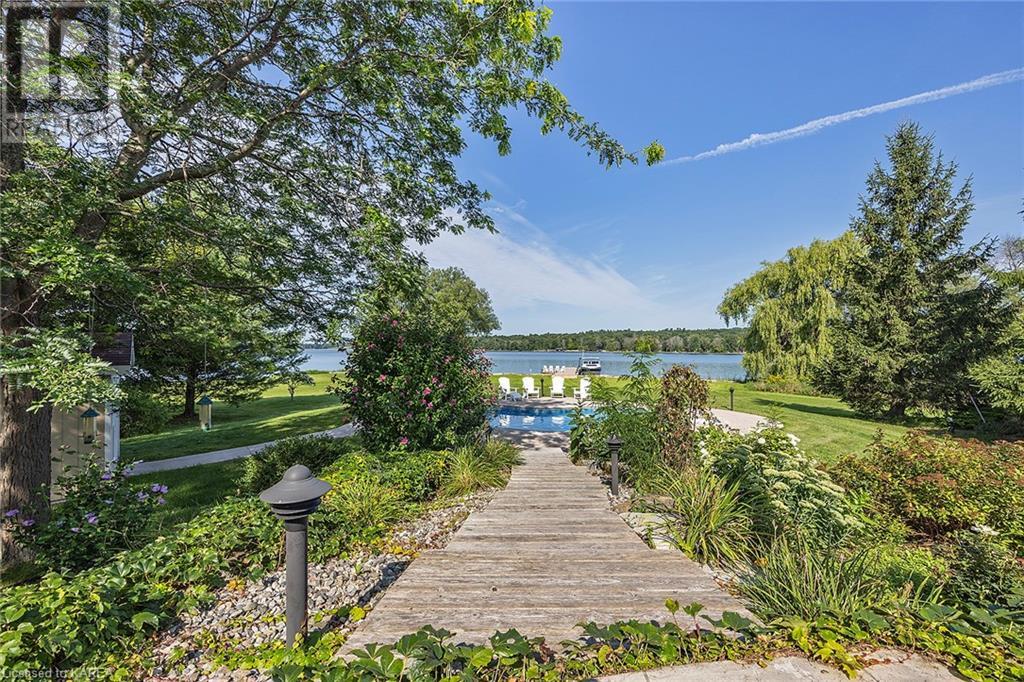 44 HOWE ISLAND Drive
