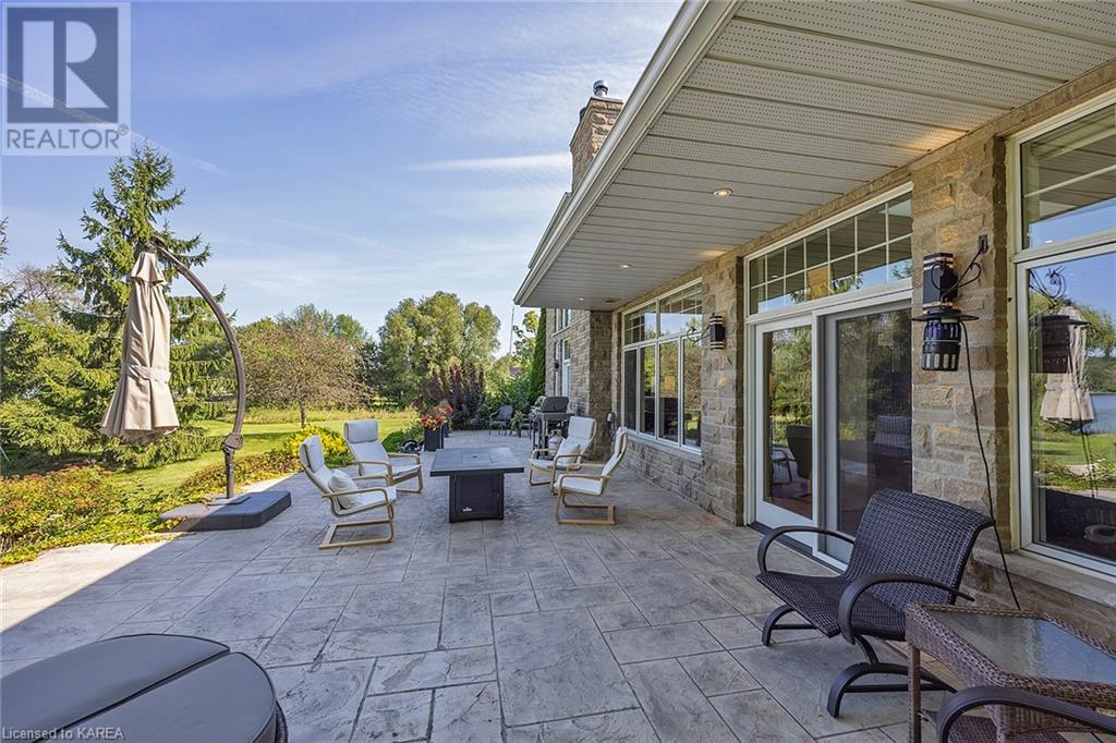 44 HOWE ISLAND Drive