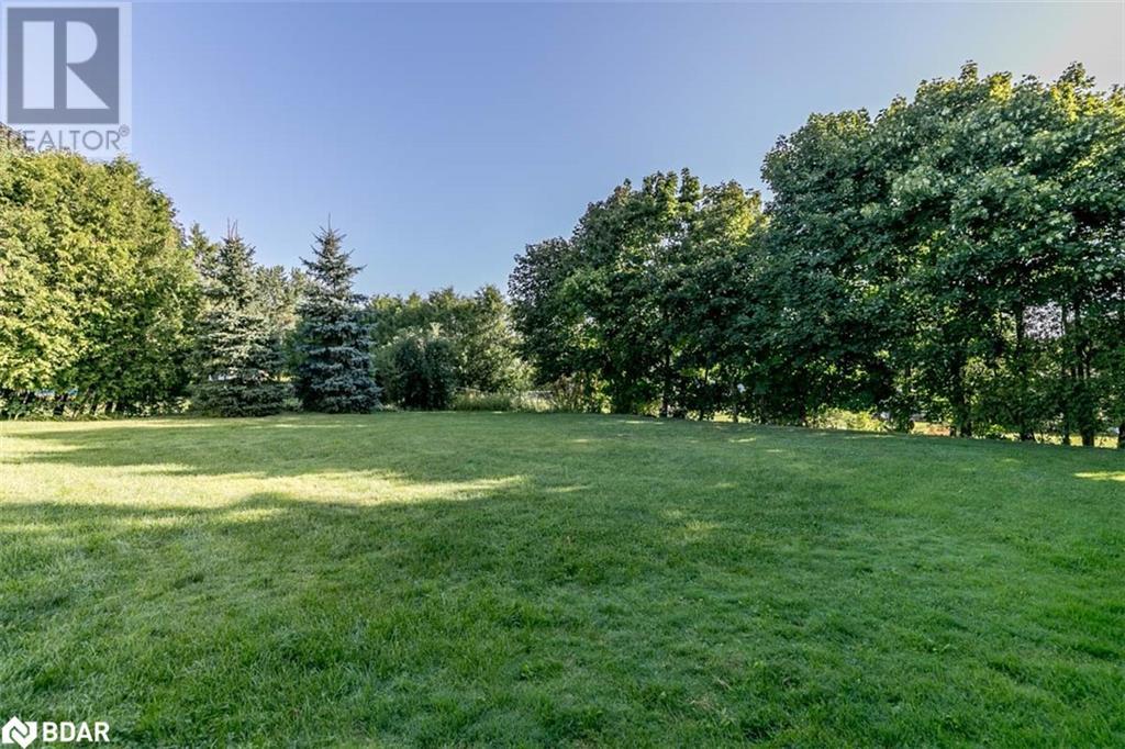 232 SPRUCE Crescent