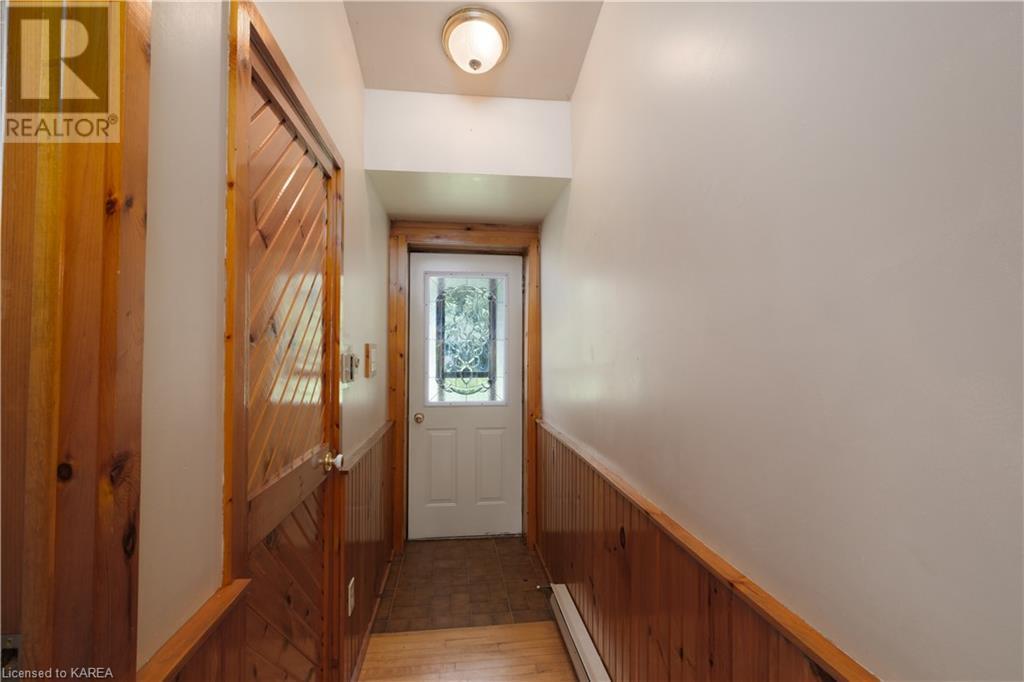 851 RIDEAUWOOD Lane