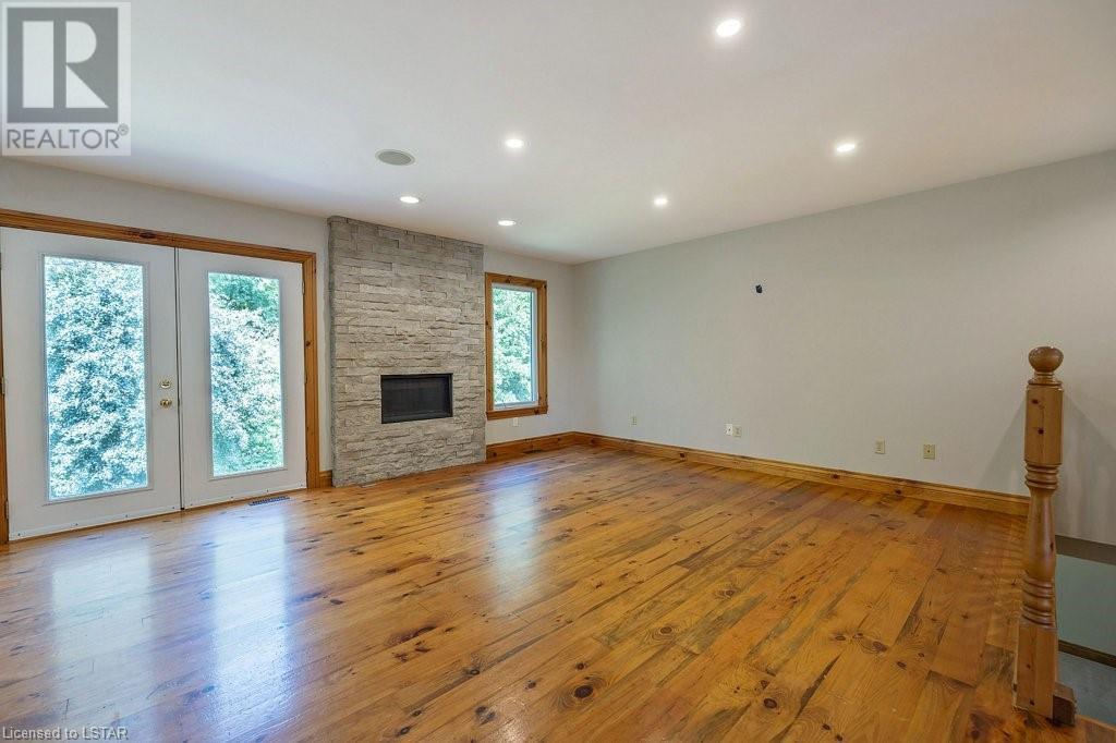 93 AXFORD Parkway