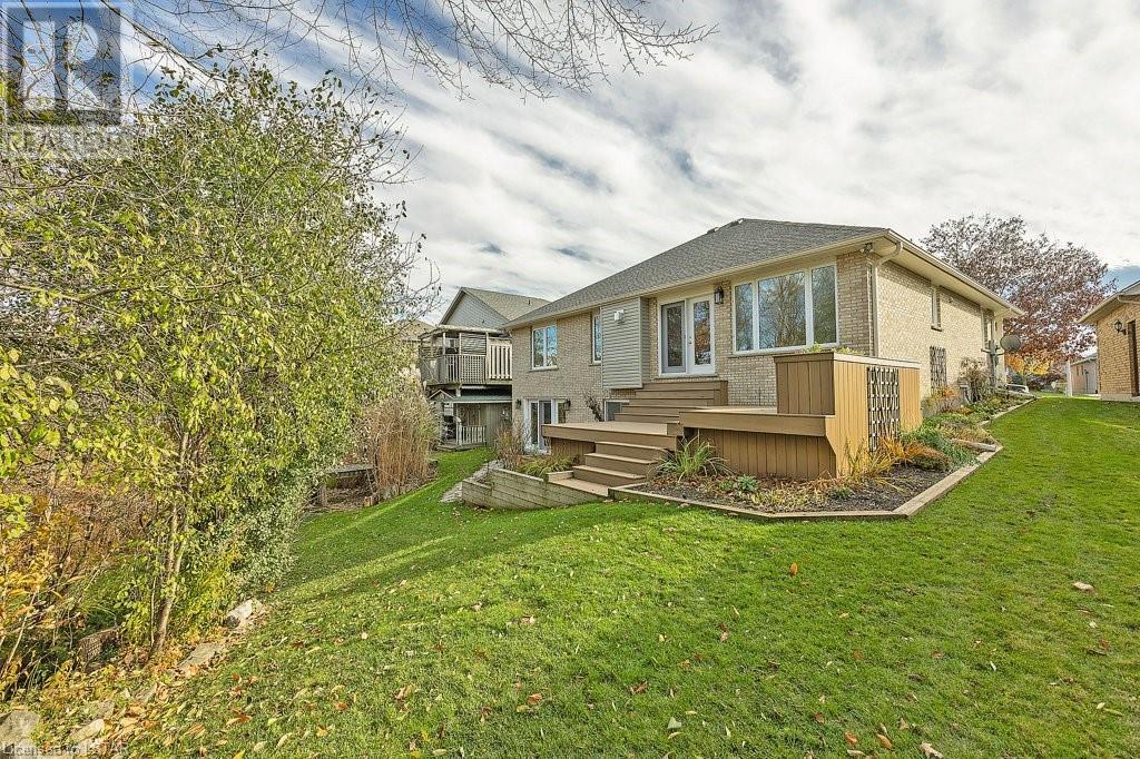 93 AXFORD Parkway