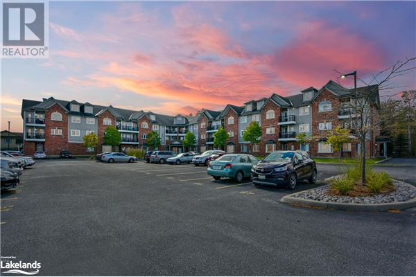 16 WESTBURY Road Unit# 210, Wasaga Beach