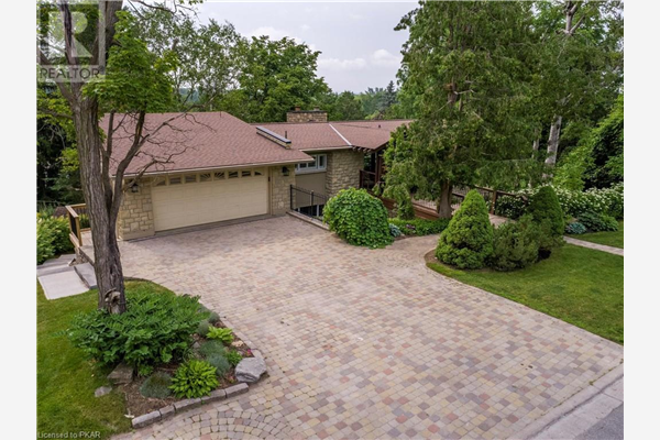 18 CRESTWOOD Avenue, Peterborough