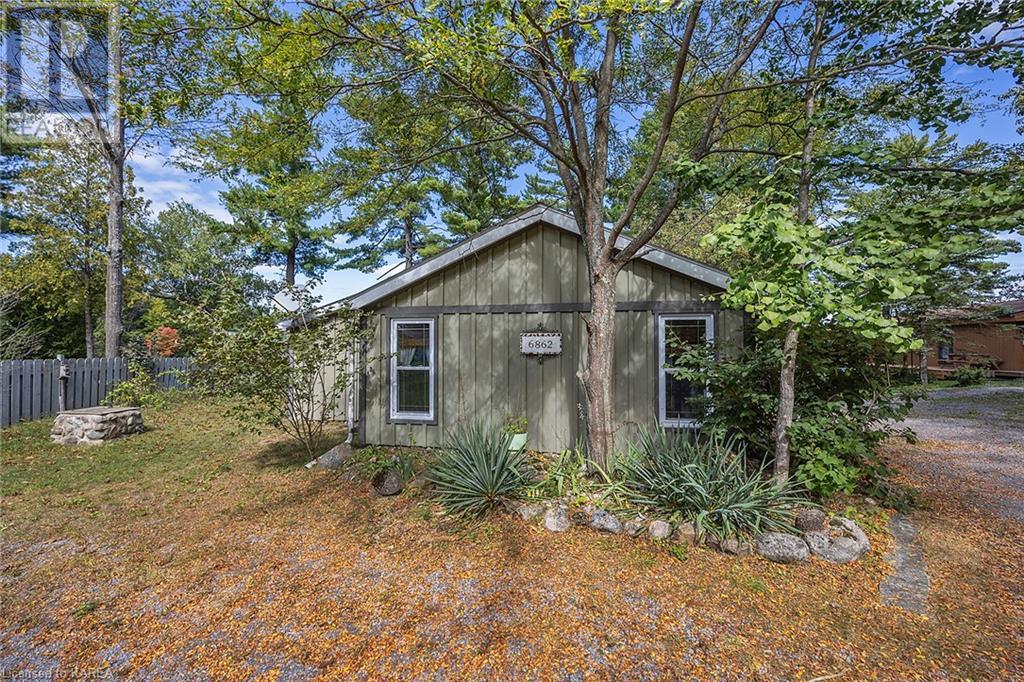 6862 SMITH Lane