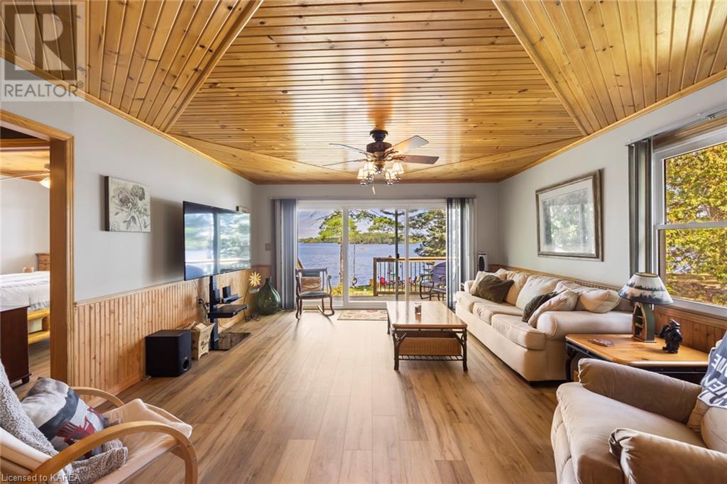 6862 SMITH Lane