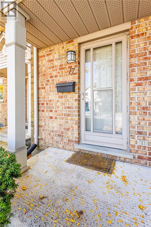 217 MARTINET Avenue Unit# 17