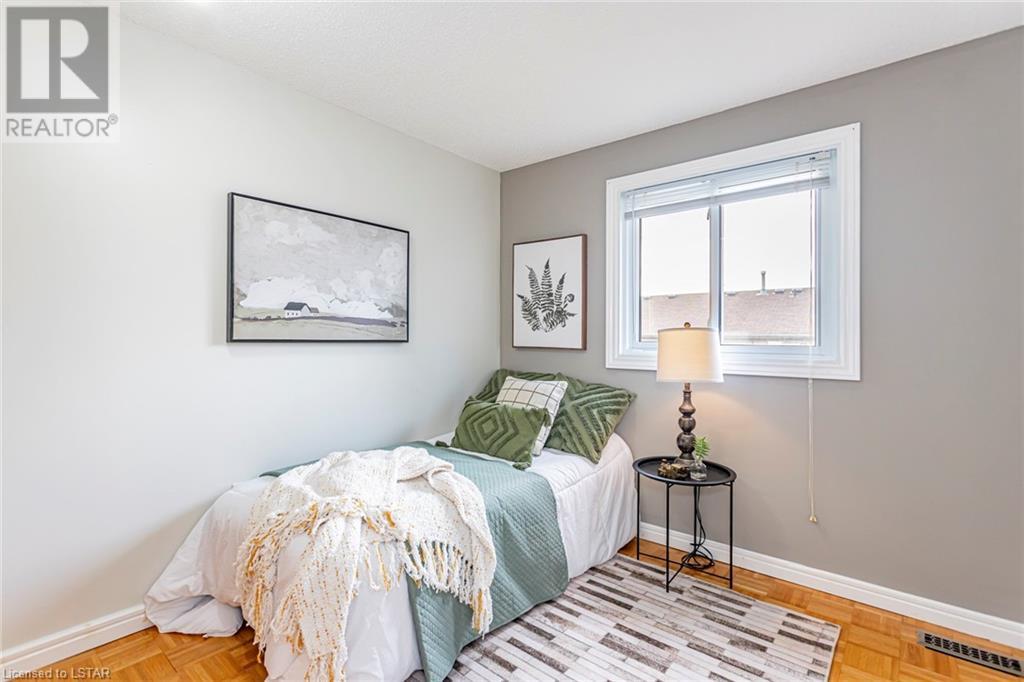 217 MARTINET Avenue Unit# 17