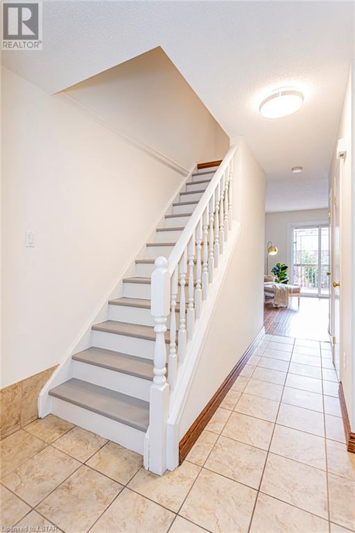 217 MARTINET Avenue Unit# 17