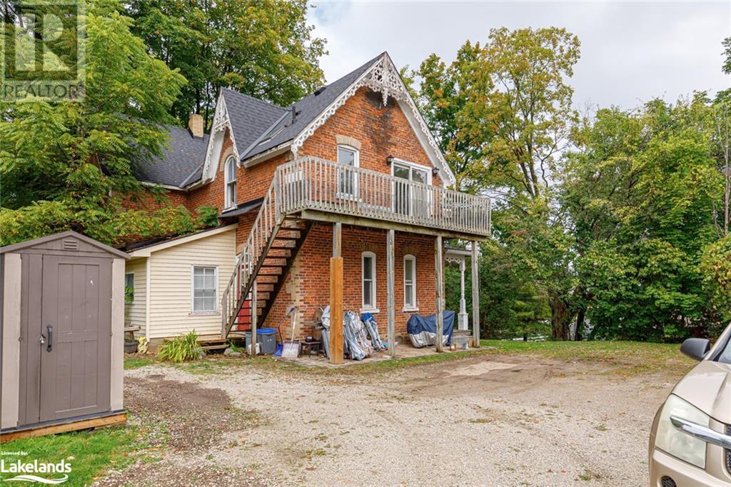 25 ELMA Street S
