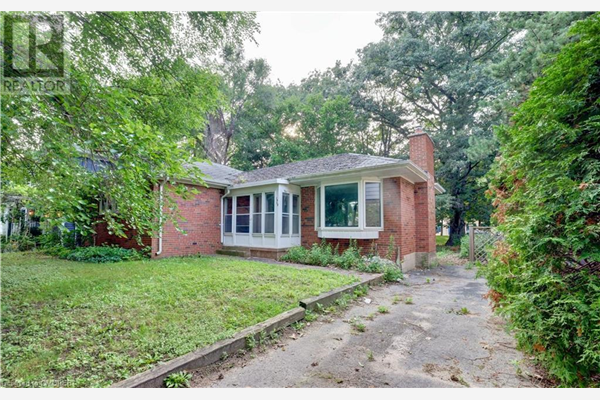 1473 CONSTANCE Drive, Oakville