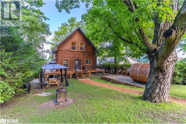1280 BLACK BEACH Lane, Brechin