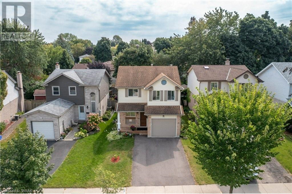 552 DRUMMERHILL Crescent, Waterloo