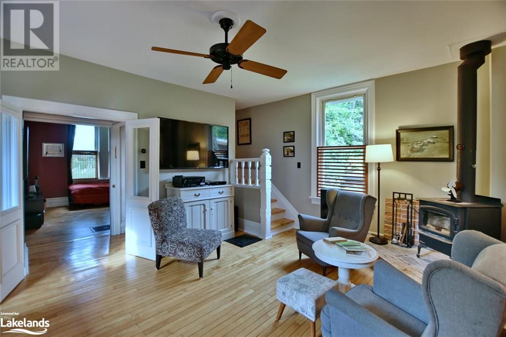 2 SYDENHAM Trail E