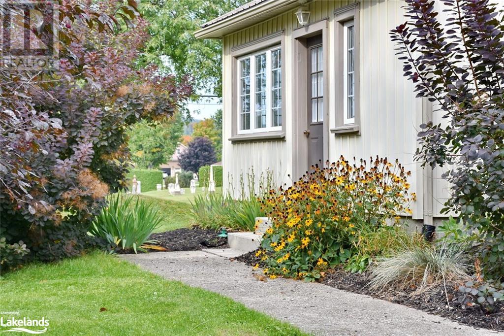 2 SYDENHAM Trail E