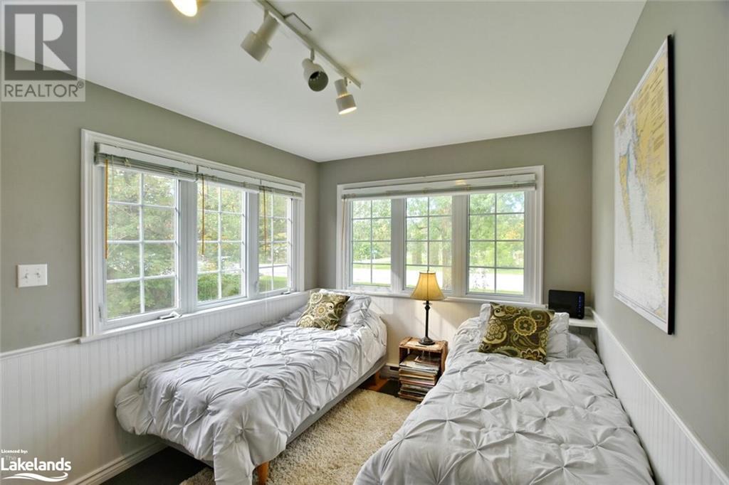 2 SYDENHAM Trail E