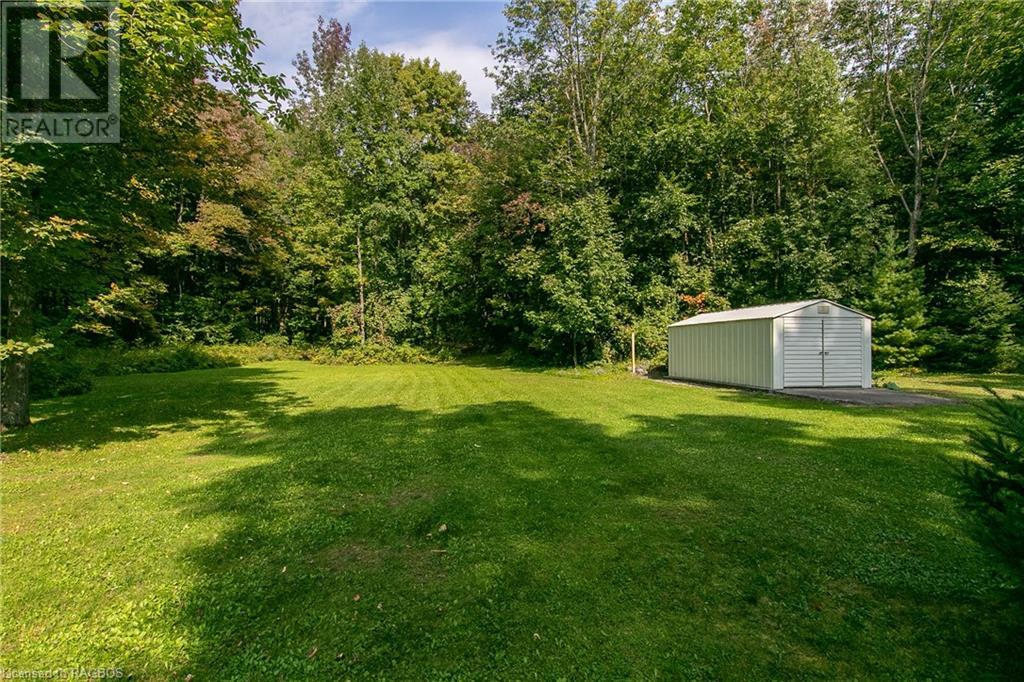 758369 GIRL GUIDE Road
