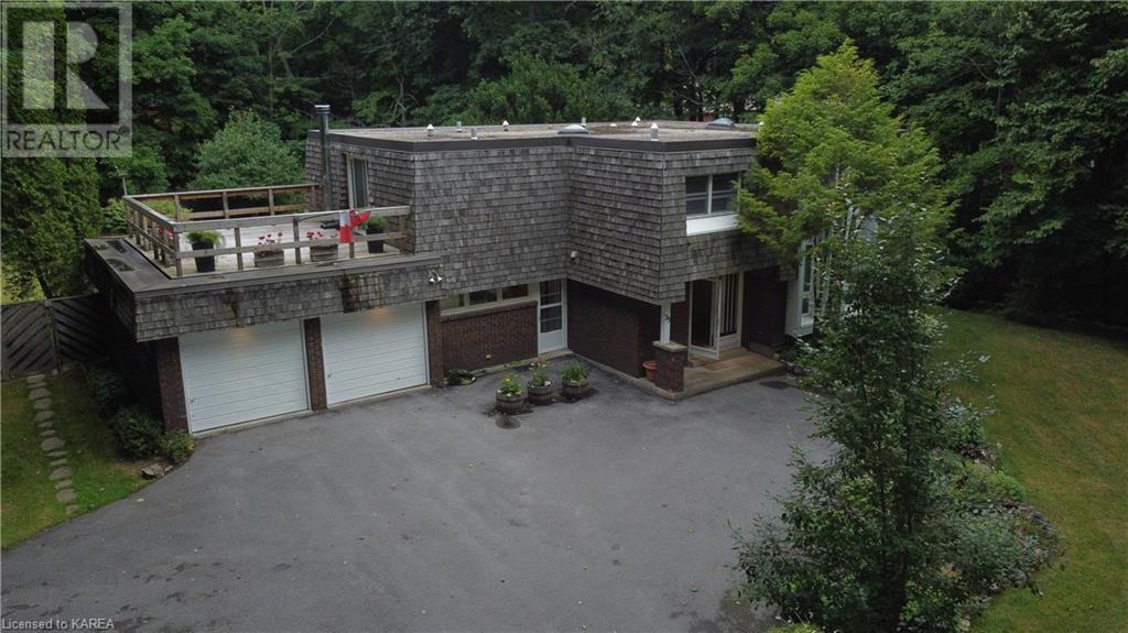 23 RIVERSIDE Drive