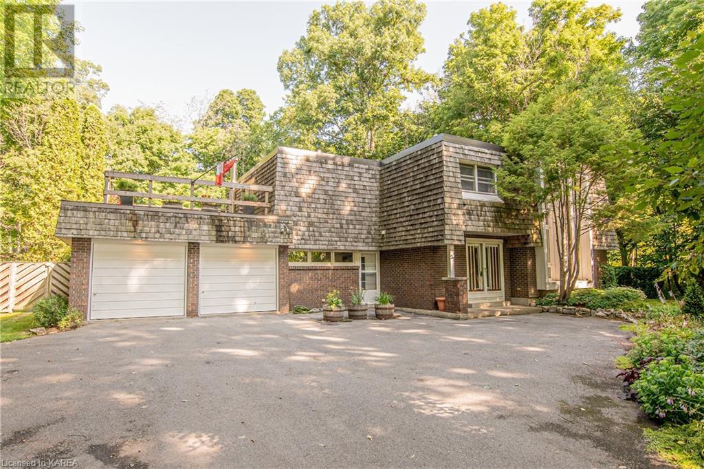 23 RIVERSIDE Drive