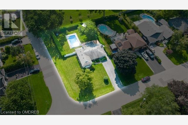 360 SANDLEWOOD Road, Oakville