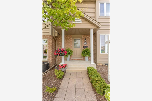 1320 SAVANNAH Drive Unit# 101, London