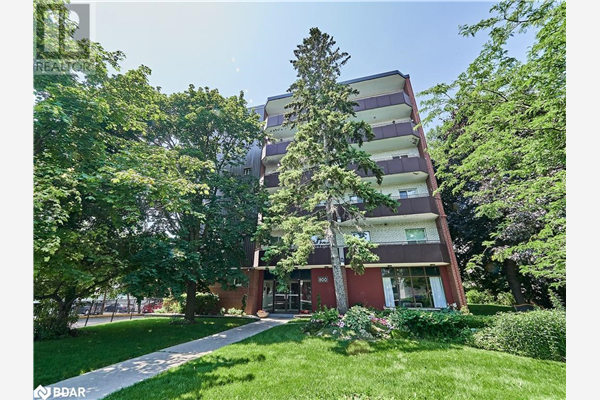800 KENNEDY Road, Toronto