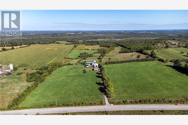 465 GOLF COURSE Road, Janetville