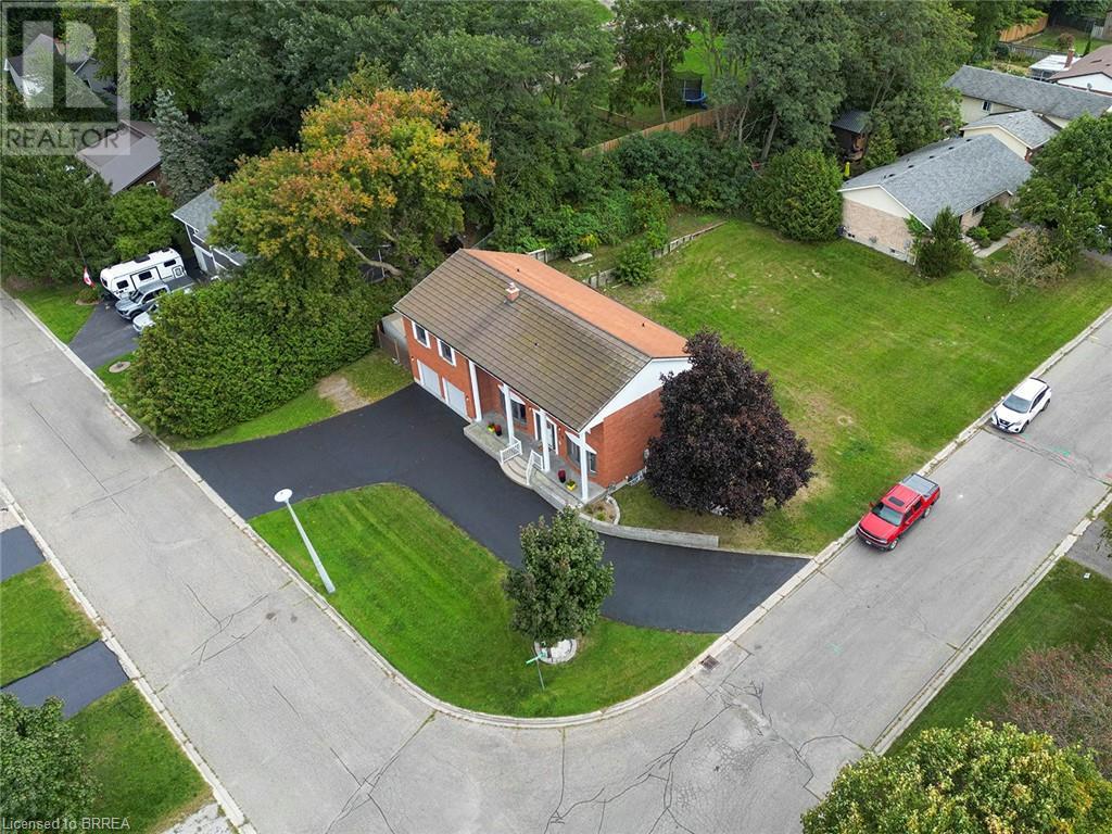 30 LINGWOOD Drive