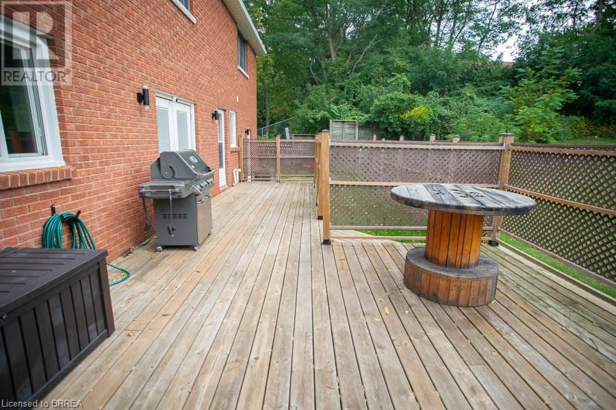 30 LINGWOOD Drive