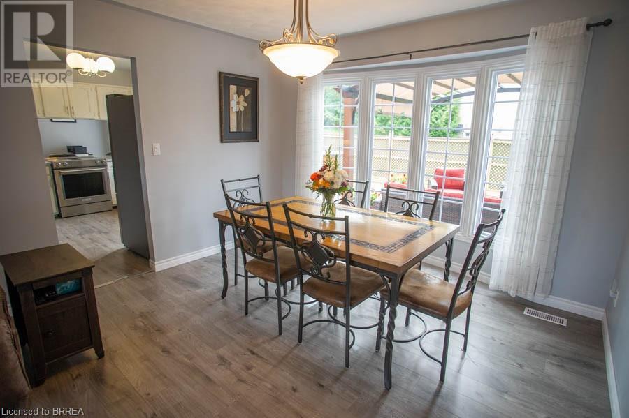 30 LINGWOOD Drive