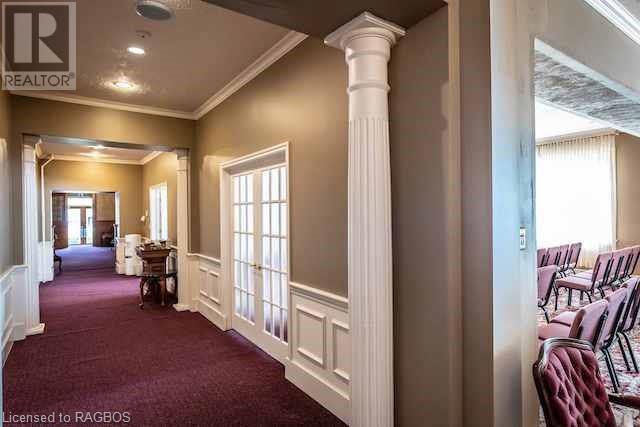 241 & 261 9TH Street W
