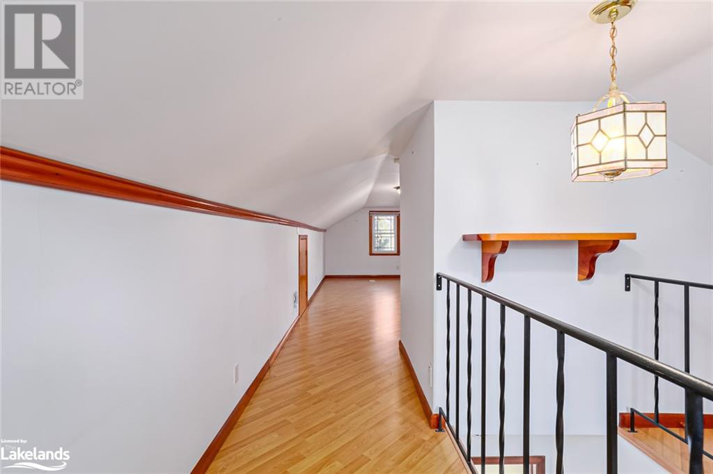 178 BRUCE Street S
