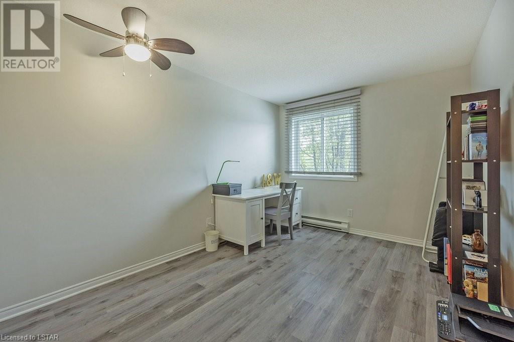 440 WELLINGTON Street Unit# 209
