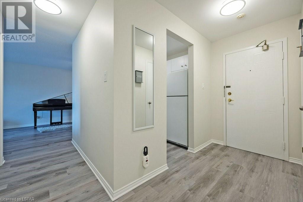 440 WELLINGTON Street Unit# 209