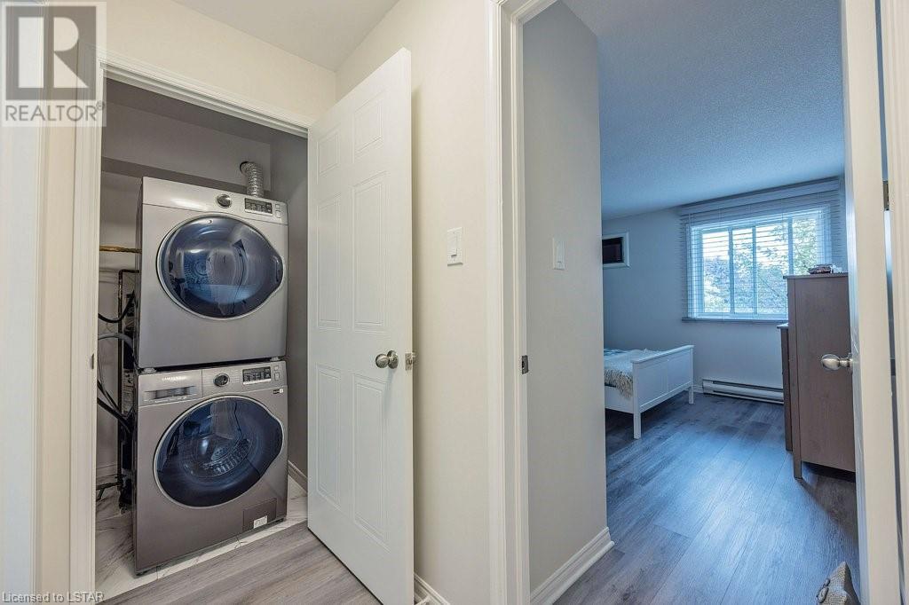 440 WELLINGTON Street Unit# 209