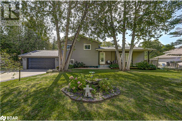 781 CARNIOLA Drive, Alcona