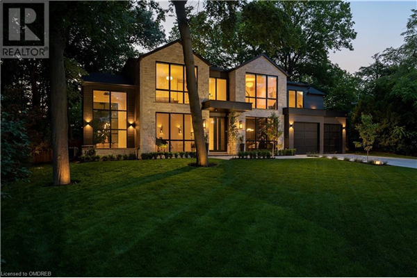 2102 GLENFOREST Crescent, Oakville