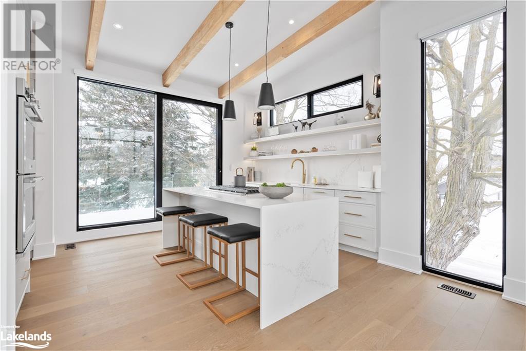 41 ALICE Street W