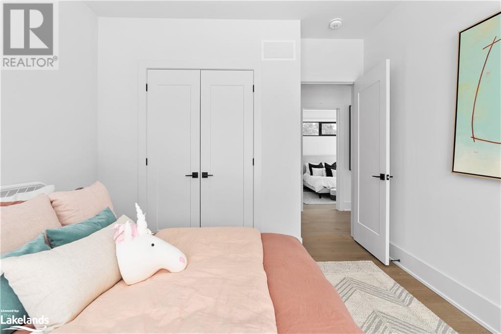 41 ALICE Street W