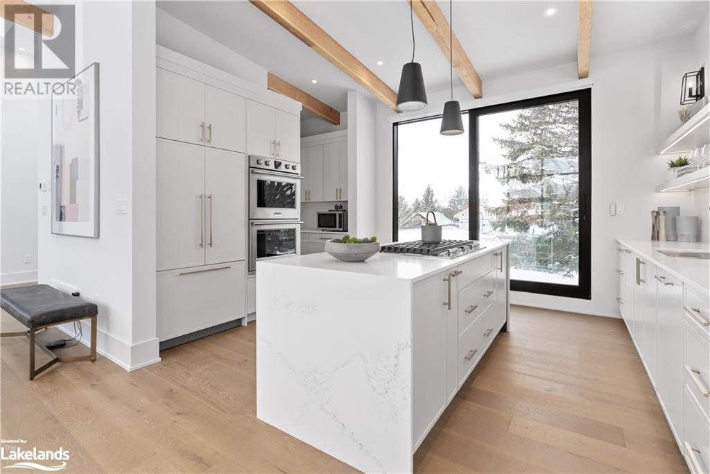 41 ALICE Street W