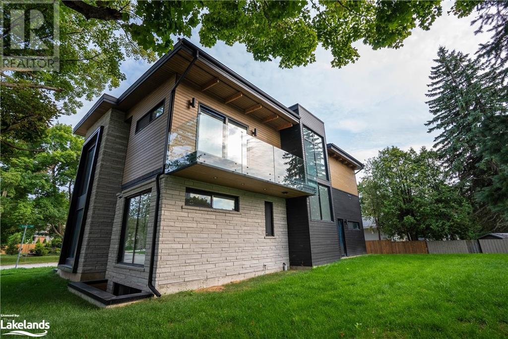 41 ALICE Street W