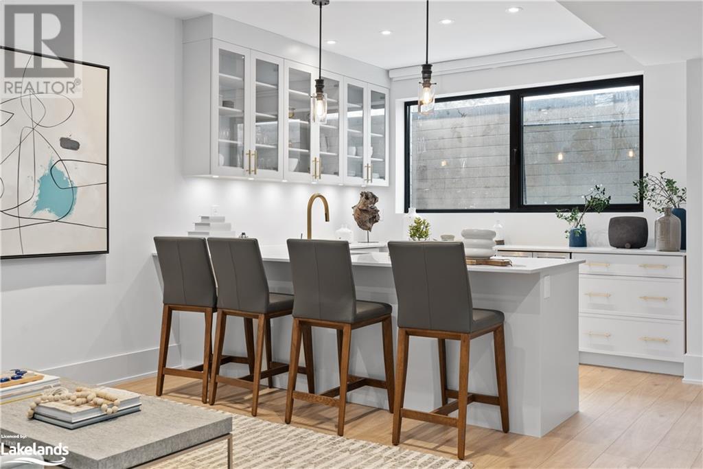 41 ALICE Street W
