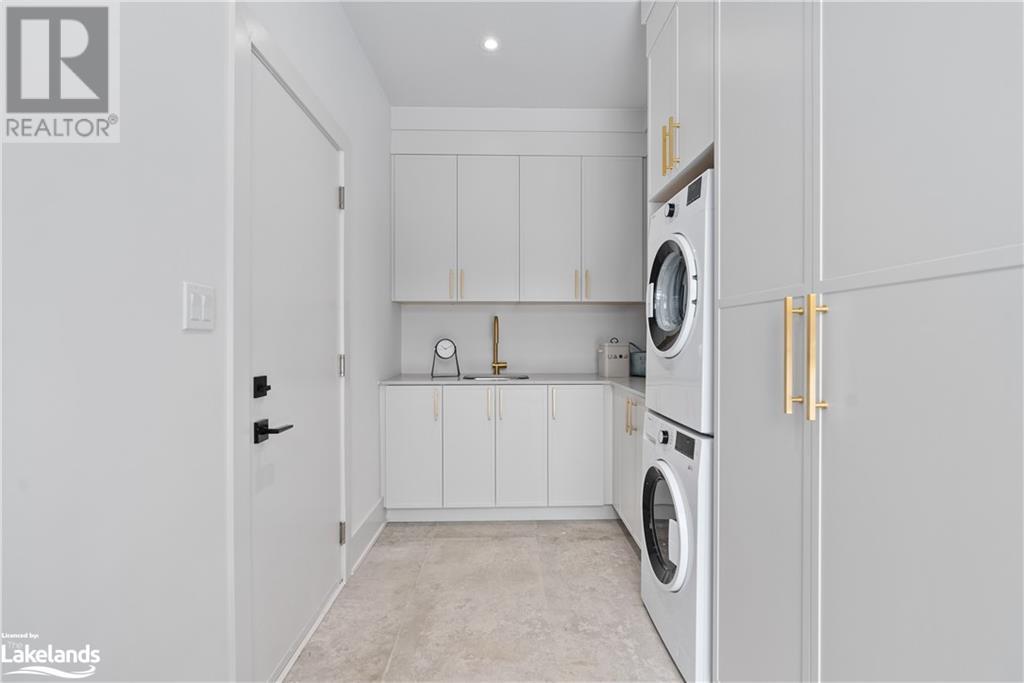 41 ALICE Street W